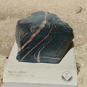 Meet your Posher, Rezaur